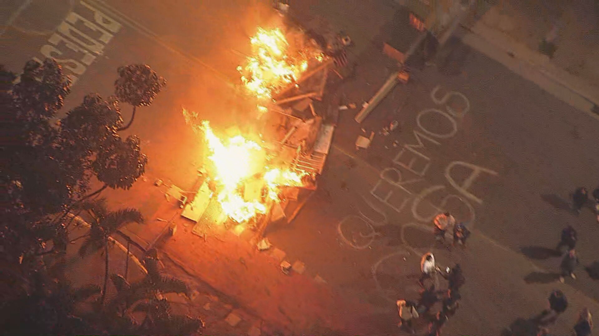 Desalojados do Jaguaré bloqueiam avenida em protesto por moradia