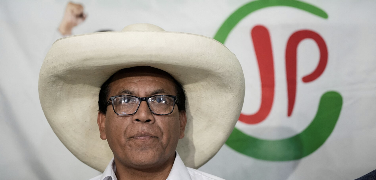 Sánchez e Keiko encerram campanha em disputa aberta pela presidência do Peru