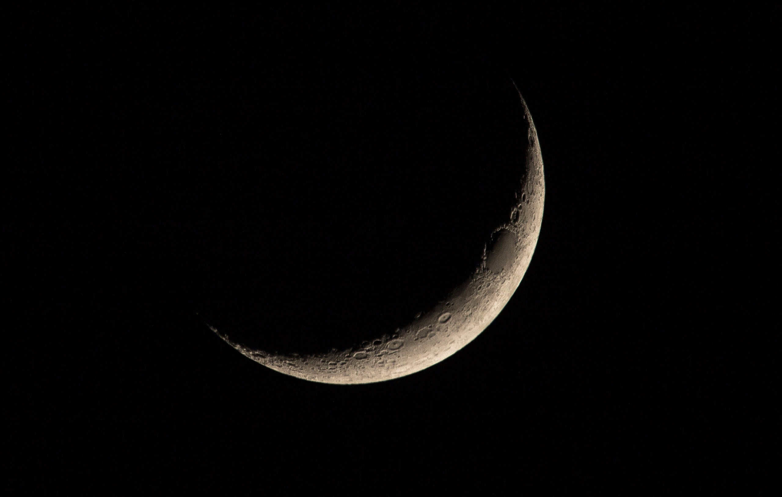 Lua entra na reta final da fase minguante às vésperas da Lua Nova