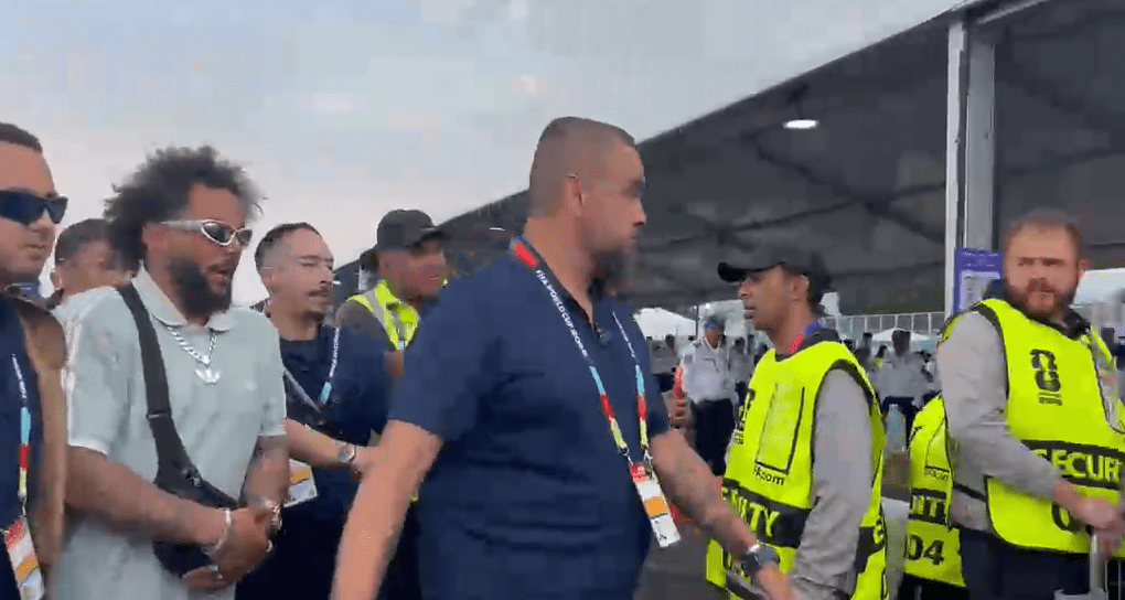 Marcelo é escoltado após confusão em protesto no entorno do Azteca