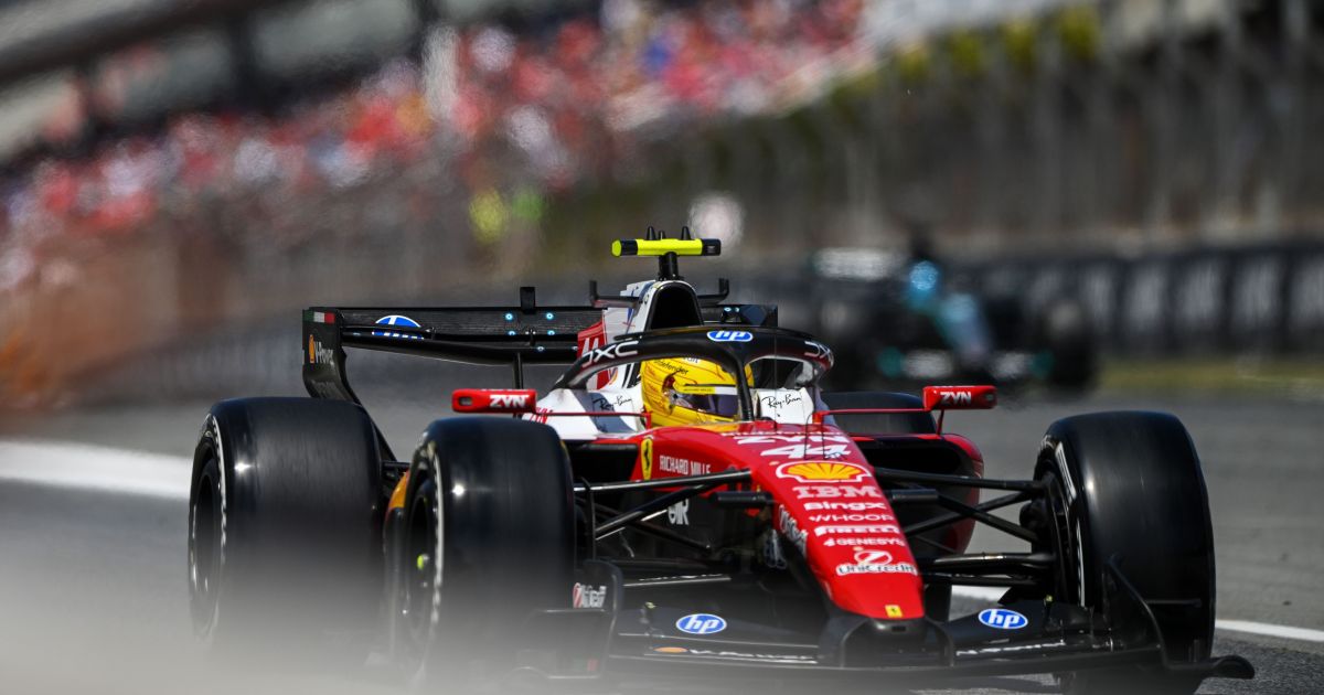 Hamilton vence em Barcelona e supera recorde de Schumacher