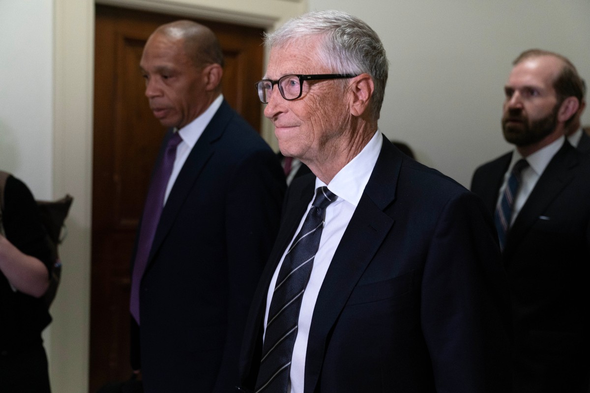 Bill Gates diz ao Congresso dos EUA que foi chantageado por Jeffrey Epstein