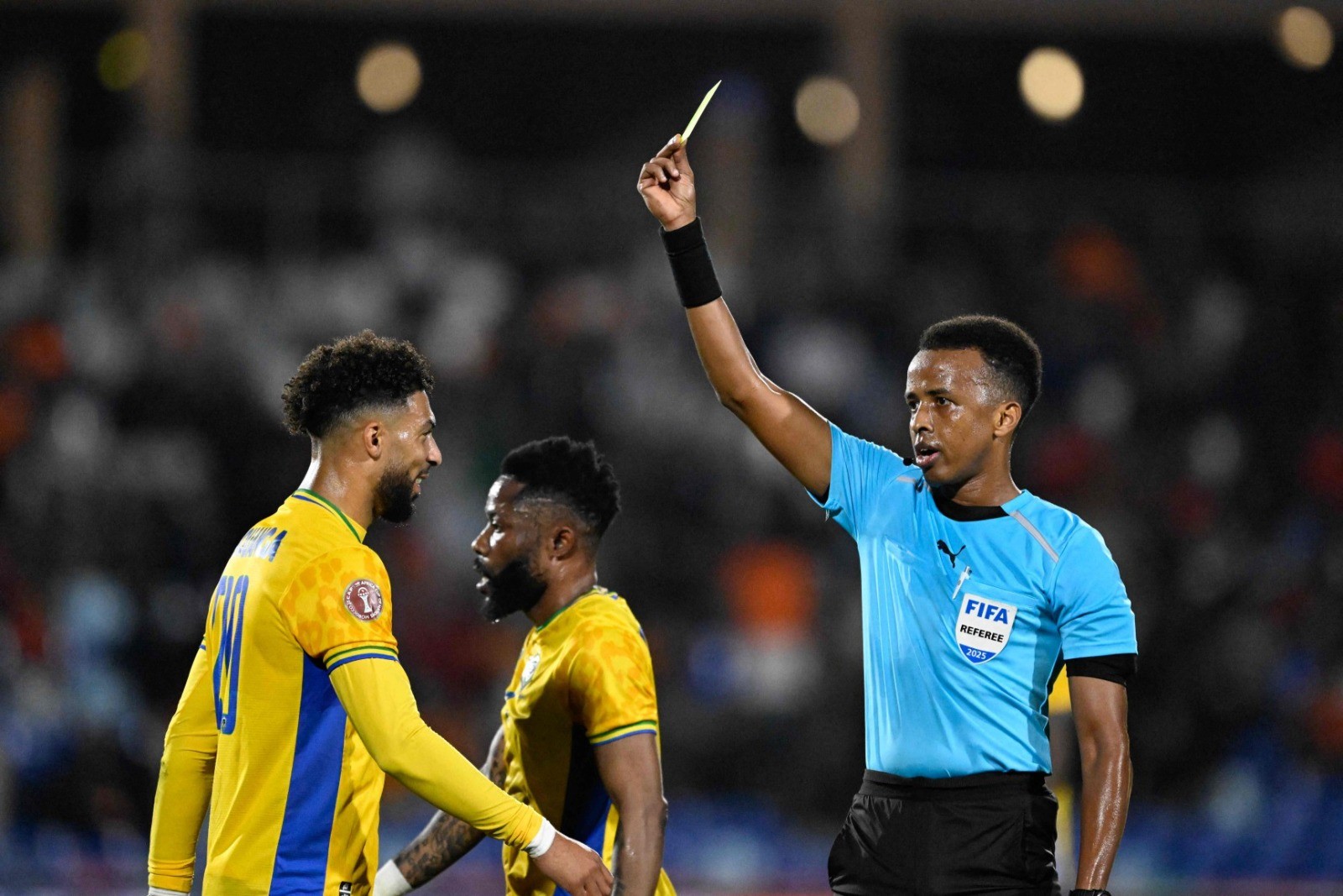 Árbitro somali é barrado nos EUA, mas mantém salário da Copa de 2026
