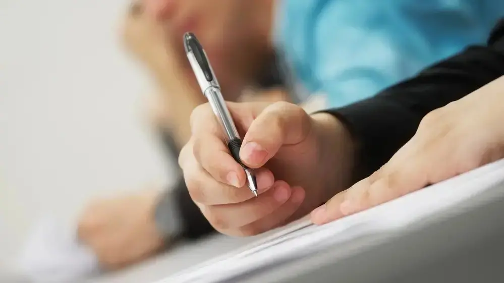 Ceará abre novas vagas em concursos com salário de até R$ 16 mil