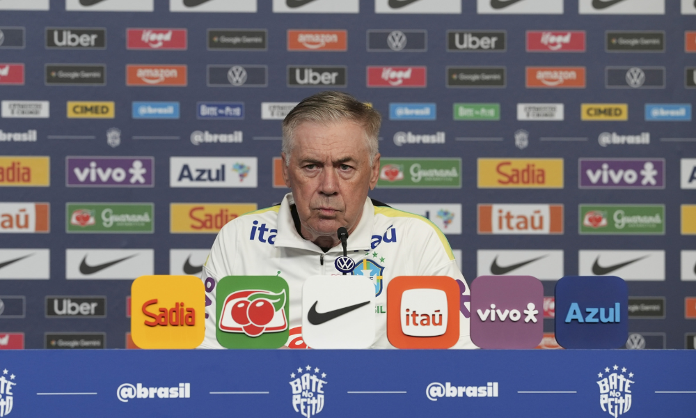 Ancelotti muda escalação do Brasil em último teste antes da Copa