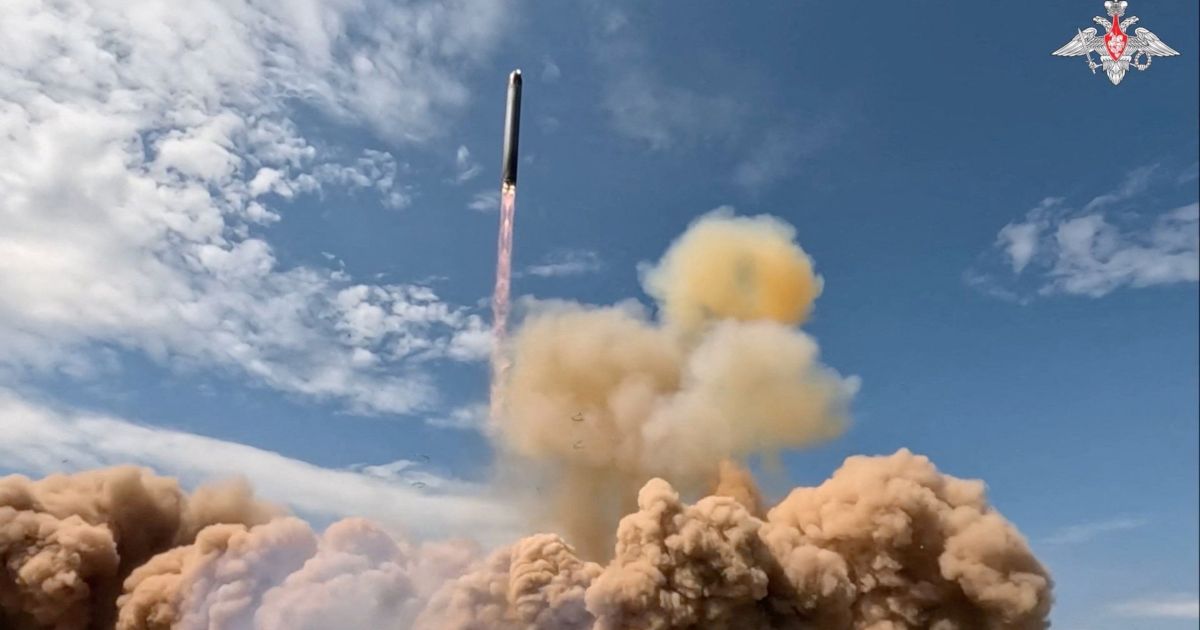 Rússia intensifica ataques aéreos e testa limite das defesas da Ucrânia