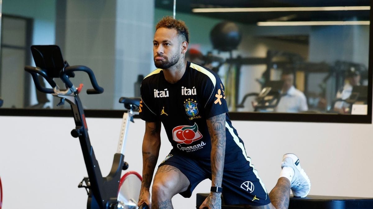 Ancelotti marca data de exame e projeta volta de Neymar aos treinos