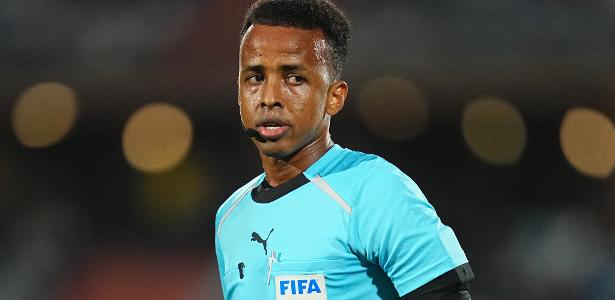 Somali barrado na Copa vai apitar Supercopa da Europa em 2026