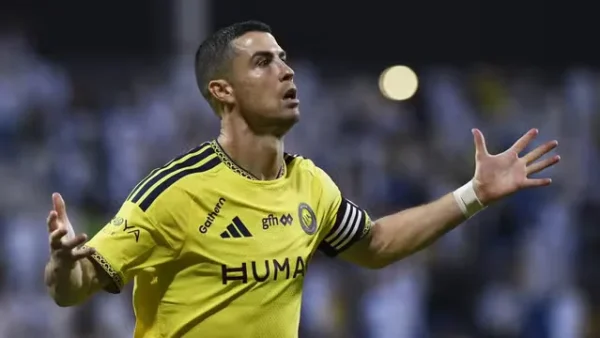 Cristiano Ronaldo chega a 982 gols na carreira em vitória do Al-Nassr por 3 a 1 hoje