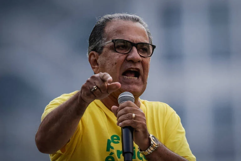 Malafaia defende viagem de Flávio aos EUA e questiona risco de prisão no Brasil