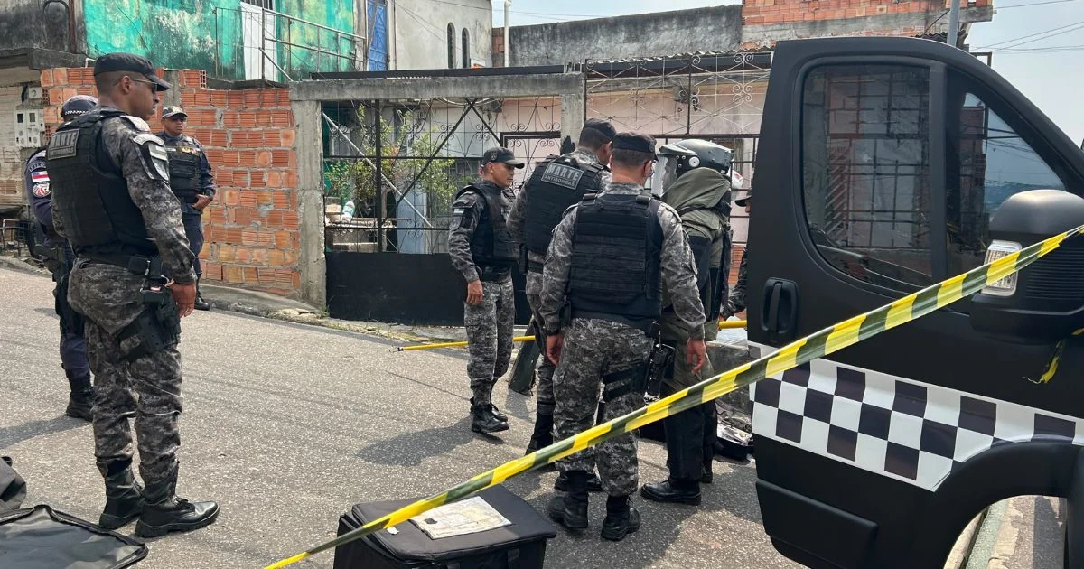 Suspeita de bomba mobiliza Grupo Marte perto de escola eleitoral em Manaus neste domingo
