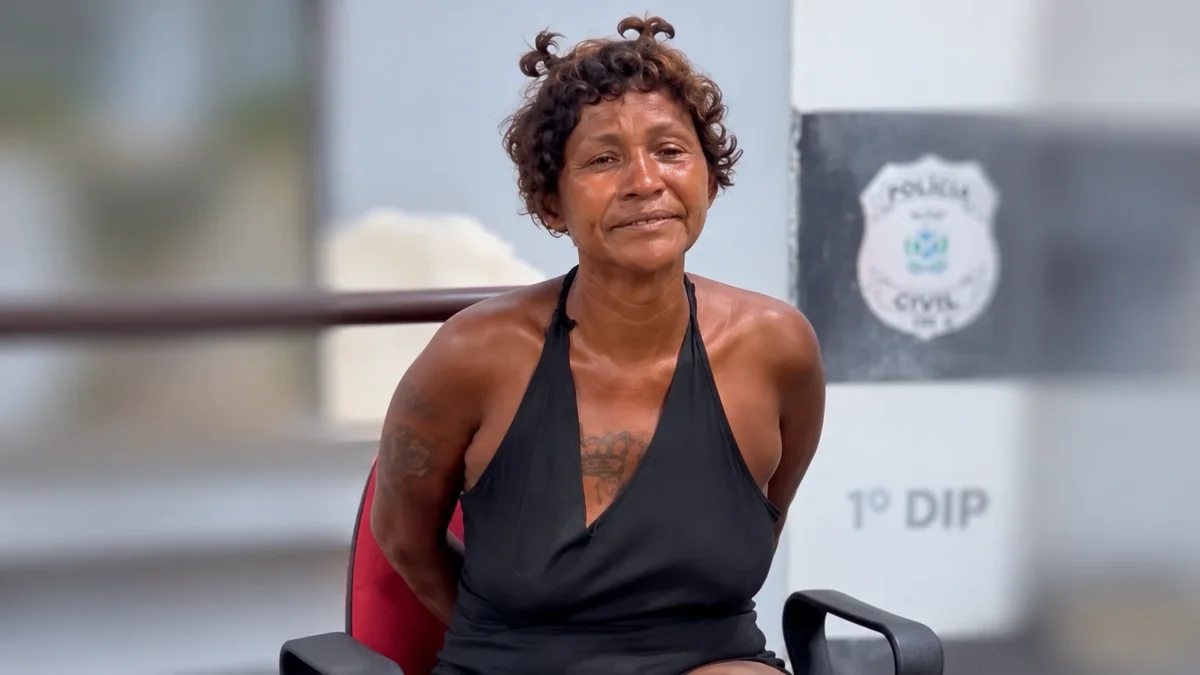 Adolescente é esfaqueada durante corrida de moto por aplicativo em Manaus; mulher é detida