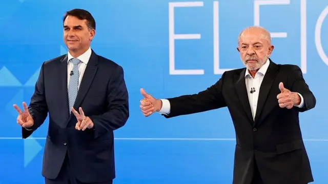 Lula mostra mais repertório regional, Flávio tropeça em temas sensíveis ao eleitorado feminino