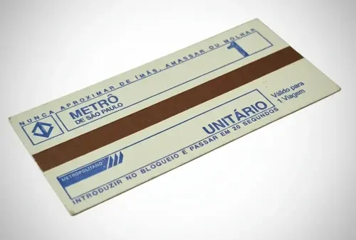 Fim de uma era: bilhete tradicional do Metrô de SP tem data para desaparecer