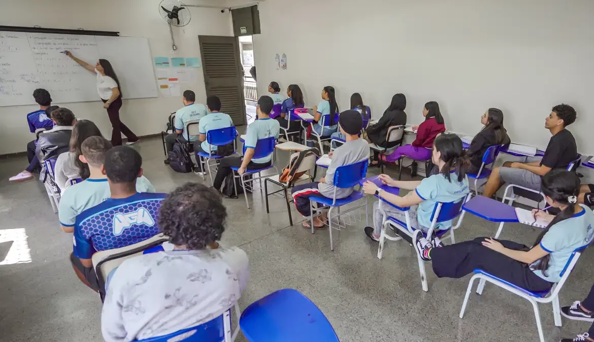 Escolas do DF suspendem aulas nesta sexta-feira antes do segundo turno