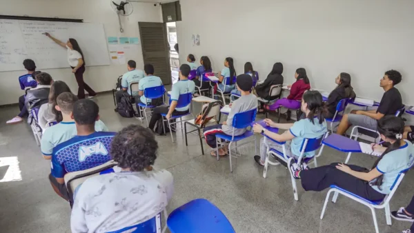 Escolas do DF suspendem aulas nesta sexta-feira antes do segundo turno