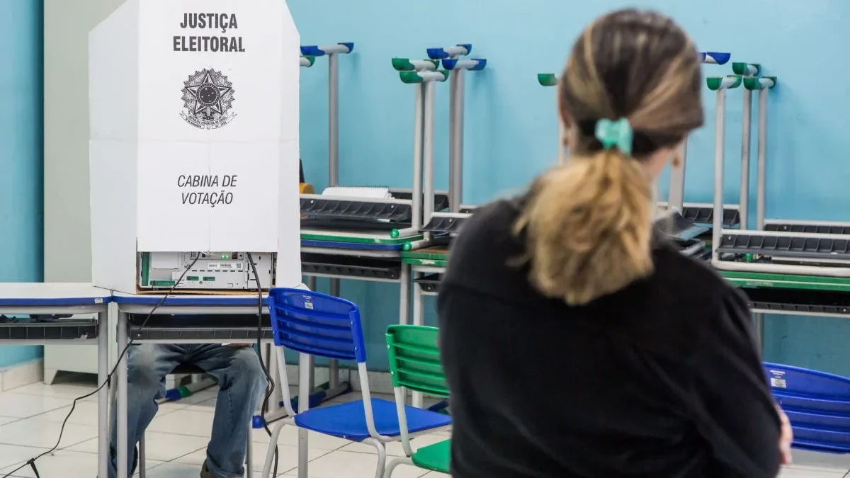 Que horas começa a votação do segundo turno hoje 25/10 às 8h