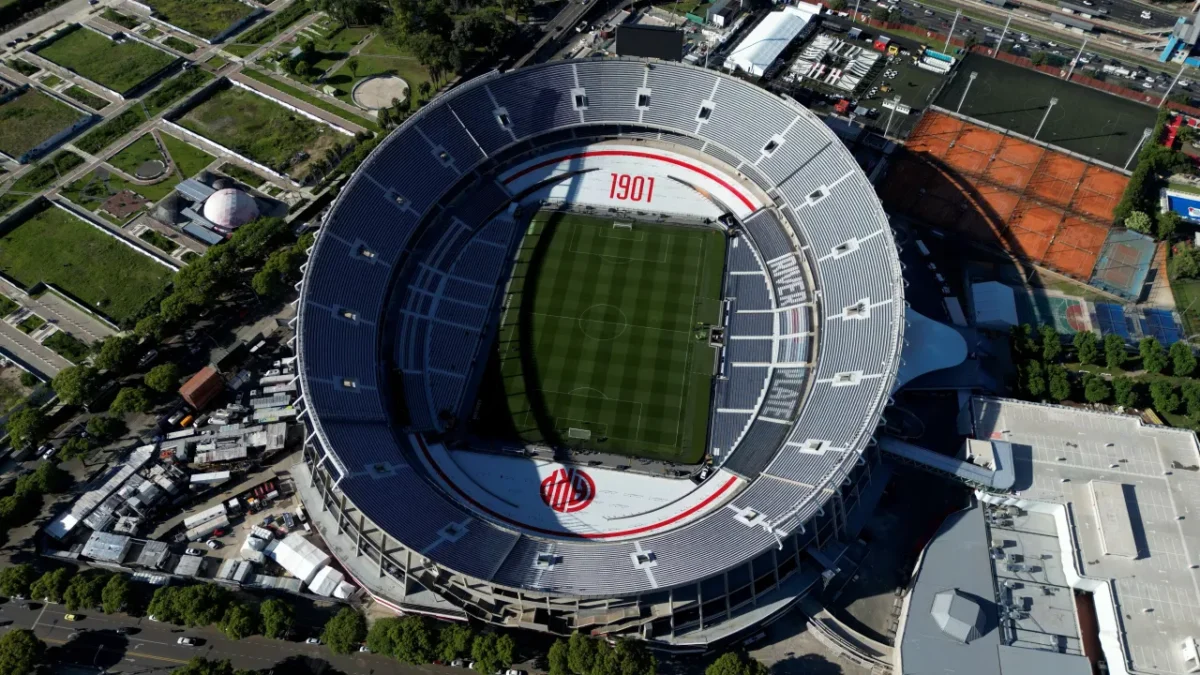 River Plate x Racing hoje: onde assistir e escalações
