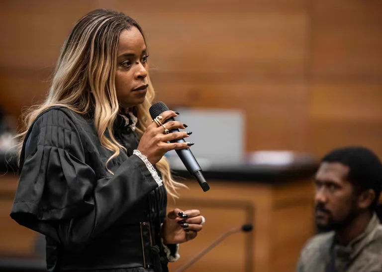 Roberta Rodrigues conquista 1º protagonismo após 27 anos e celebra série da Globo