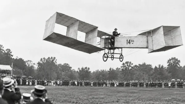 Dia do Aviador: há 120 anos, Santos Dumont fazia história com um voo de apenas 7 segundos