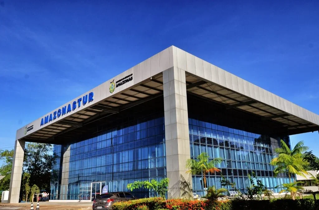 Amazonastur prorroga contratos de R$ 8,5 milhões para estruturas de eventos