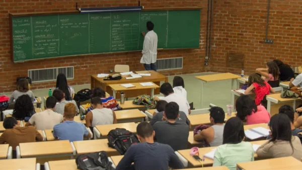 UnB oferece vagas para indígenas em vestibular com inscrições gratuitas até novembro