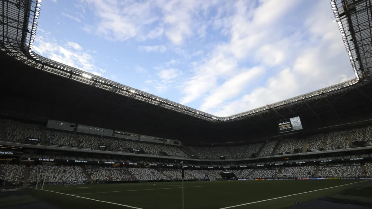 Cruzeiro x Atlético-MG hoje: onde assistir e escalações às 19h30