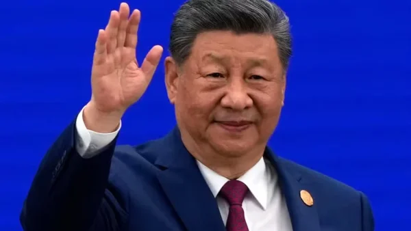 Xi Jinping parabeniza Lula pela reeleição e quer elevar parceria com Brasil a novo patamar