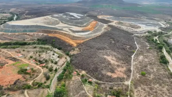Sigma e Lithium Ionic disputam área para mina de US$ 31 milhões em MG