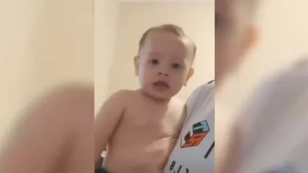 Mãe e padrasto são indiciados por morte de criança com fraturas e hematomas em SP