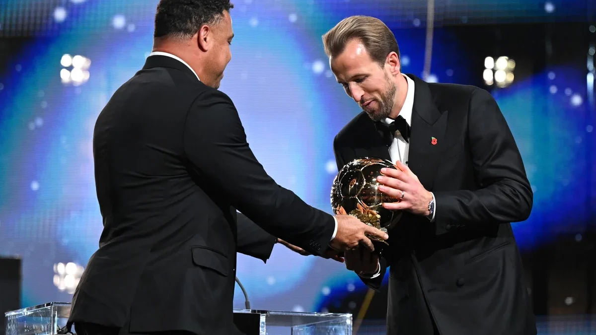 Harry Kane é eleito melhor jogador do mundo e conquista Bola de Ouro 2026