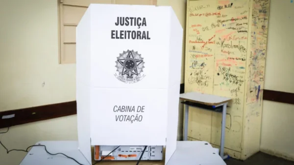 Brasil registra quase 2 mil denúncias de assédio eleitoral no trabalho durante as eleições de 2026
