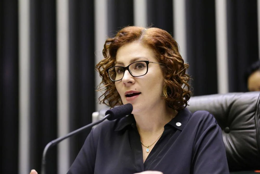 Justiça italiana realiza nova audiência sobre extradição de Carla Zambelli nesta terça-feira