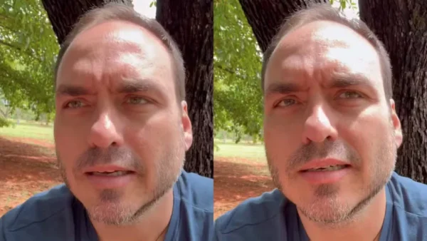 “Desculpa, pai, a gente falhou”: Carlos Bolsonaro se emociona após derrota de Flávio