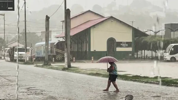 Canal de umidade provoca chuvas no Norte, Centro-Oeste e Nordeste nesta terça-feira