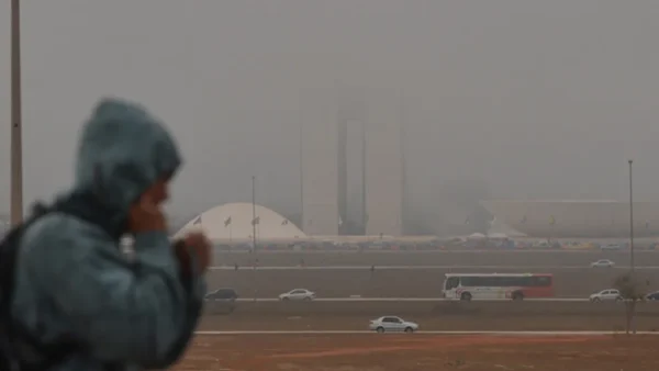 DF entra em alerta para tempestades com ventos de até 60 km/h