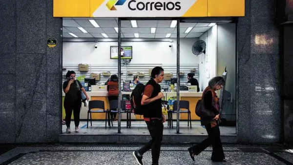 Correios contratam escritório por R$ 7 milhões e estudam mudança de modelo estatal