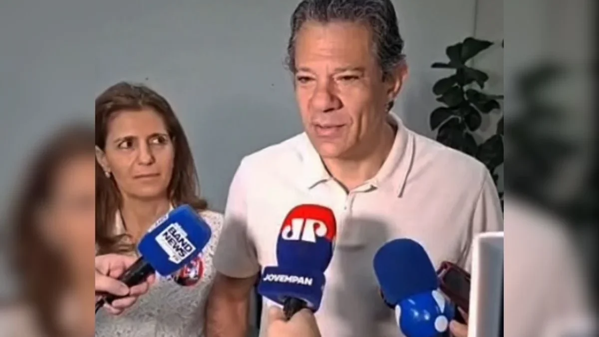 Haddad vota em São Paulo e diz que há clima excelente para reeleição de Lula