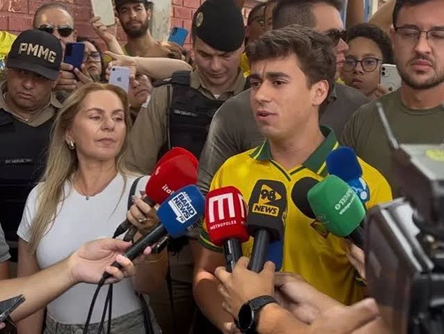 Nikolas descarta ministério de Flávio e mira presidência da CCJ na Câmara em 2027