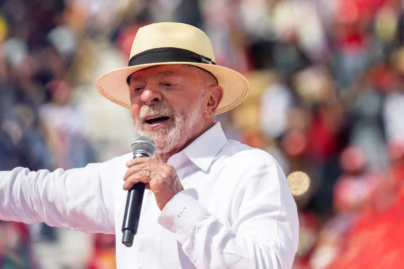 Lula vence Flávio na Nova Zelândia; veja primeiros resultados do segundo turno no exterior