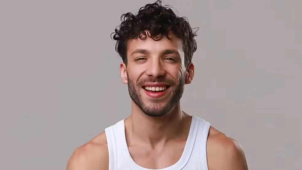 Matheus Sabbá morre aos 30 anos e deixa legado no teatro, cinema e ópera brasileira