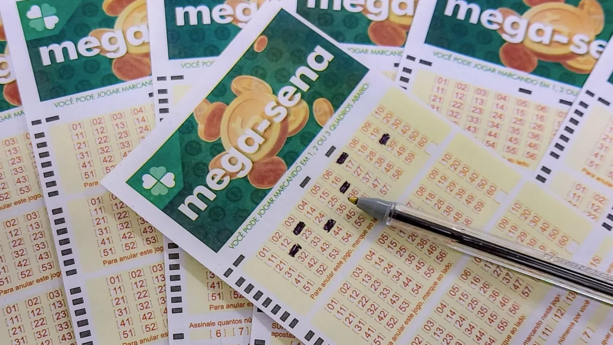 Mega-Sena sorteia R$ 300 milhões nesta segunda e inicia semana com cinco concursos