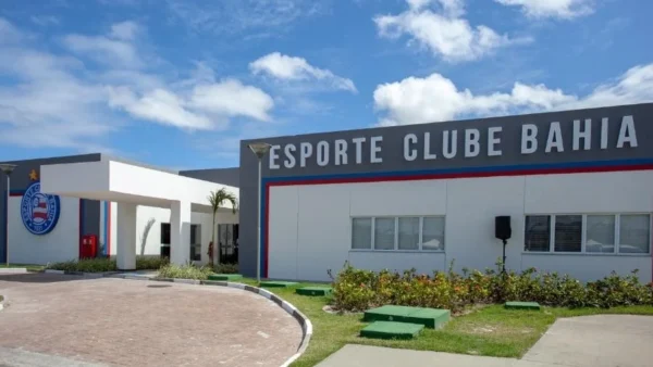 “O nordestino é antes de tudo um forte”: Bahia cita “Os Sertões” ao repudiar xenofobia após posts de Willian José