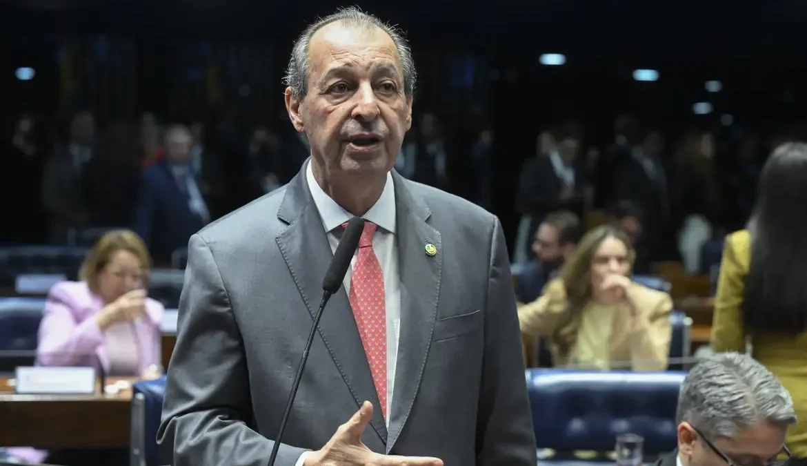 Omar Aziz vence eleição e volta ao comando do governo do Amazonas