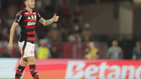 Flamengo atualiza situação de Saúl, Danilo, Evertton Araújo e Valencia