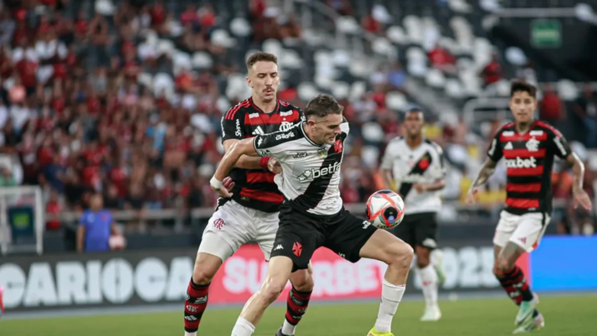 Vasco x Flamengo: onde assistir, horário e escalações do clássico pelo Brasileirão